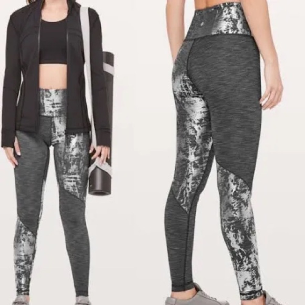 Lululemon foiled Stylish Gray Patterned Leggings … - image 1